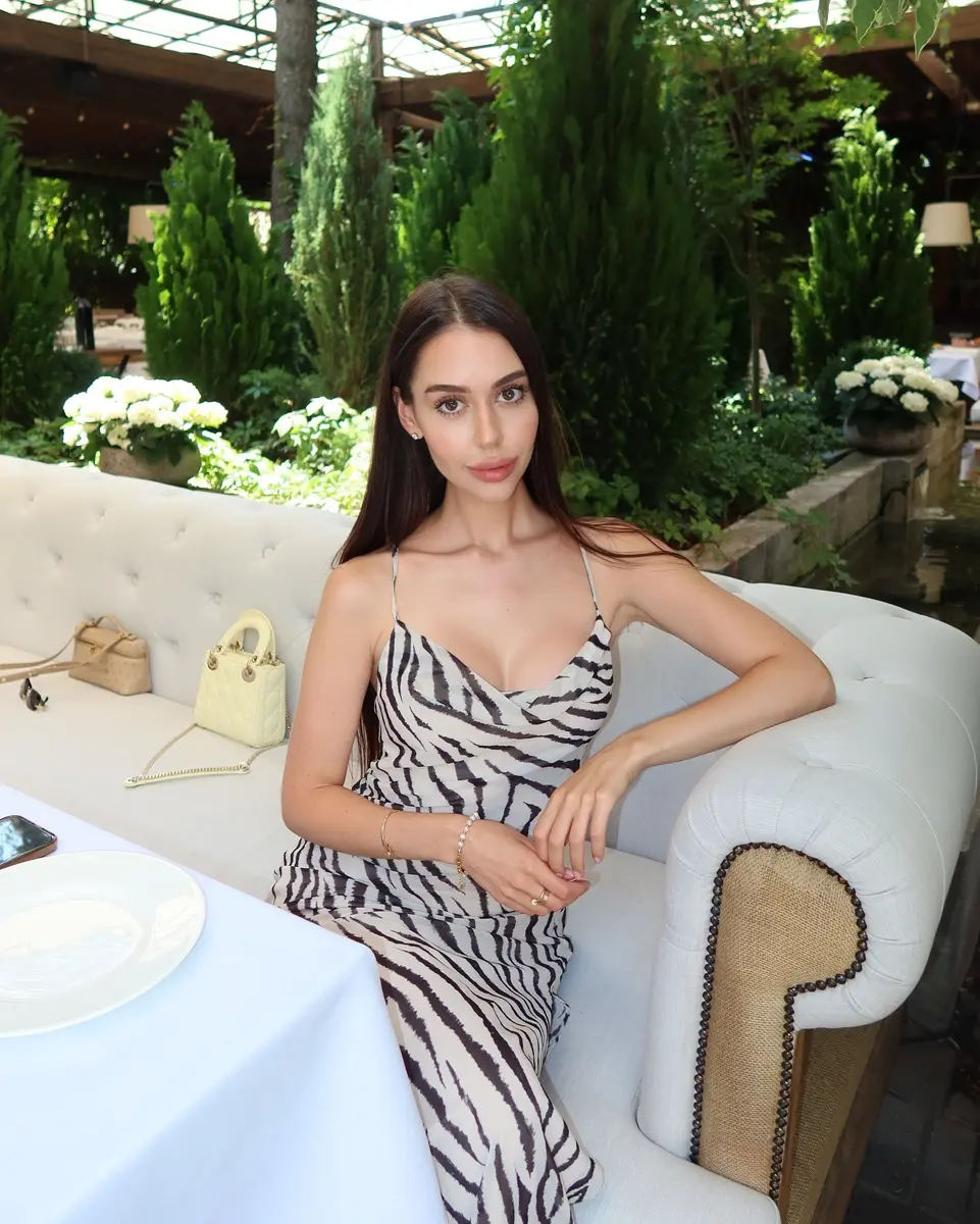 Иника эскорт в городе Москва